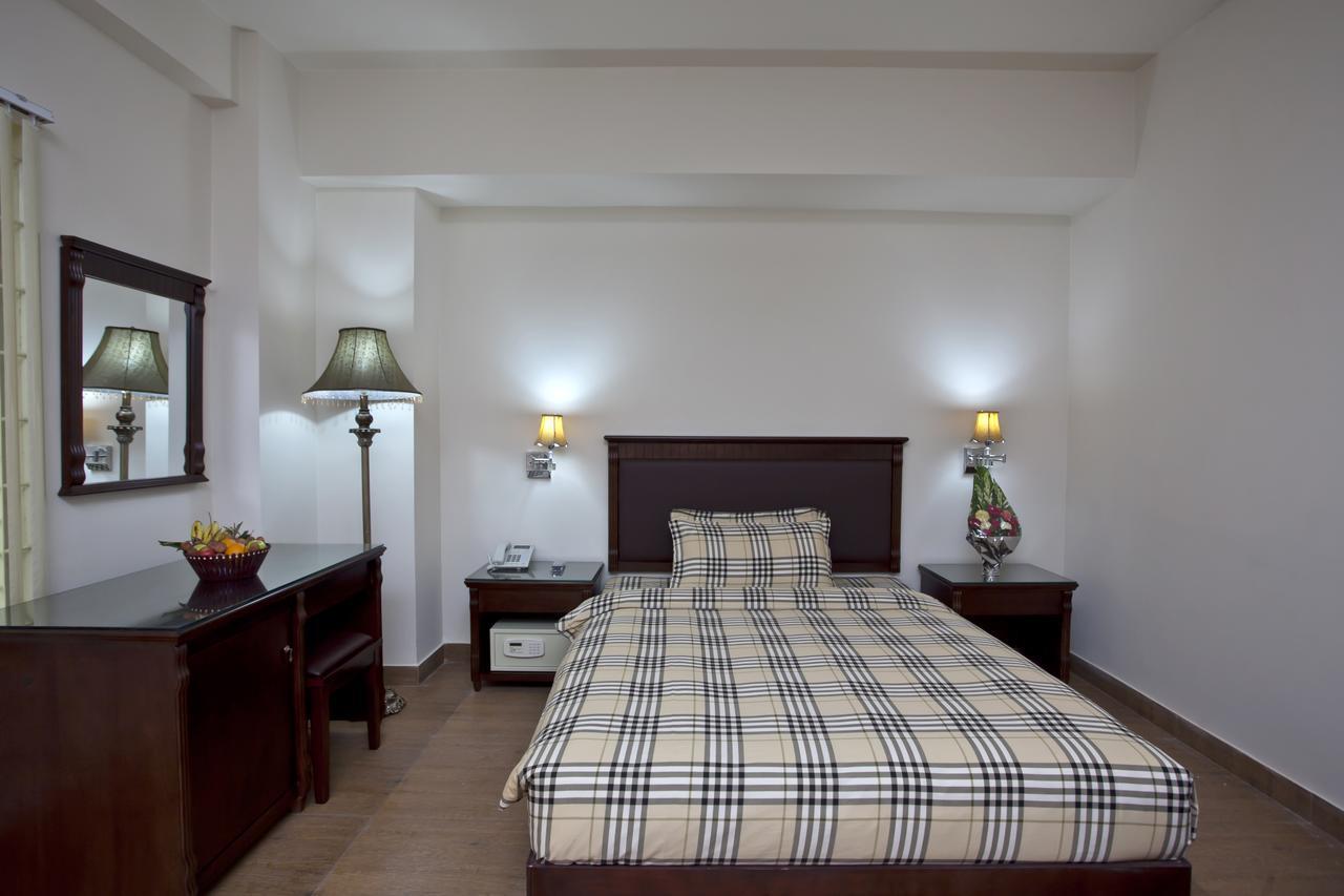 La Rose Hotel Sylhet Esterno foto